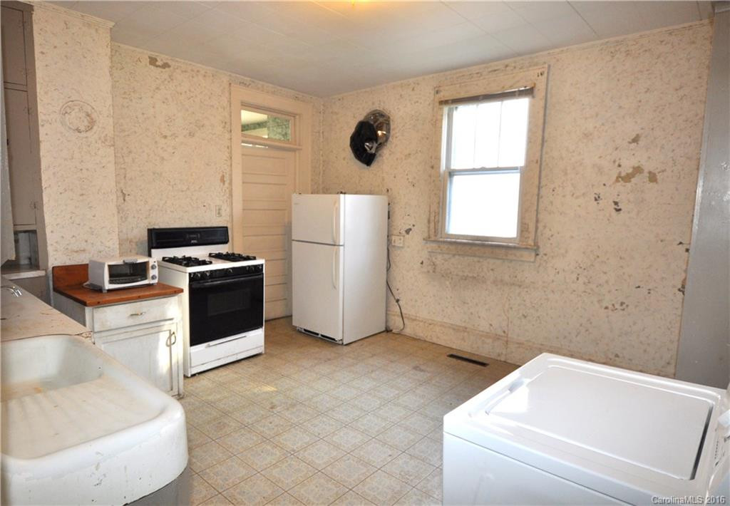 528 5th Avenue - Photo 7