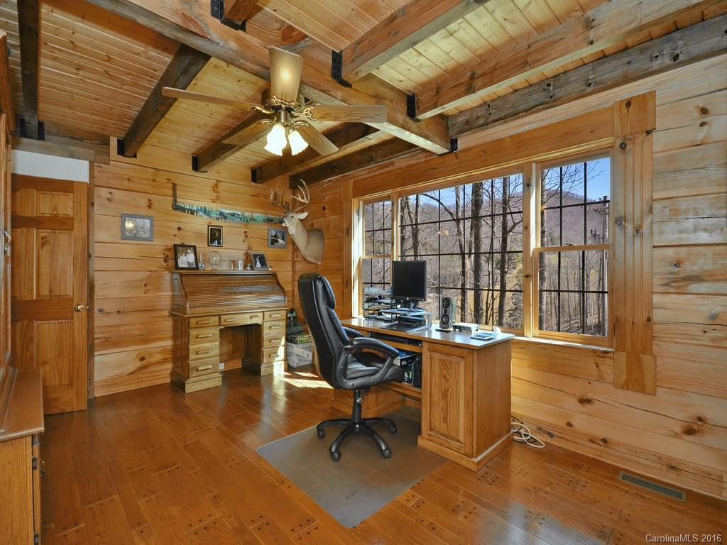221 Daisy Lane - Photo 13