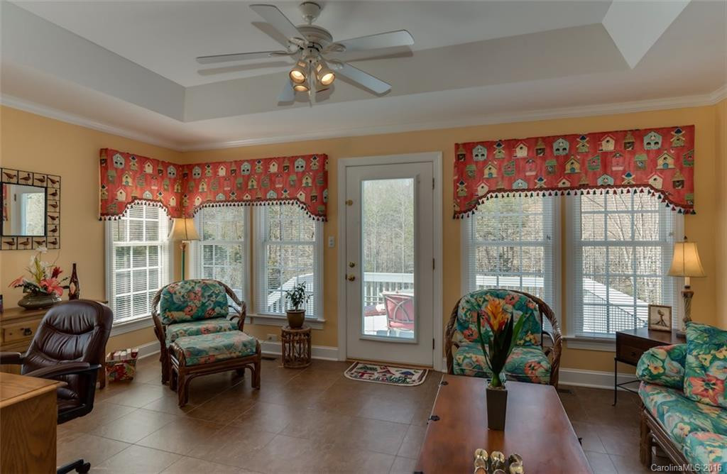 306 Ridgeview Drive - Photo 14
