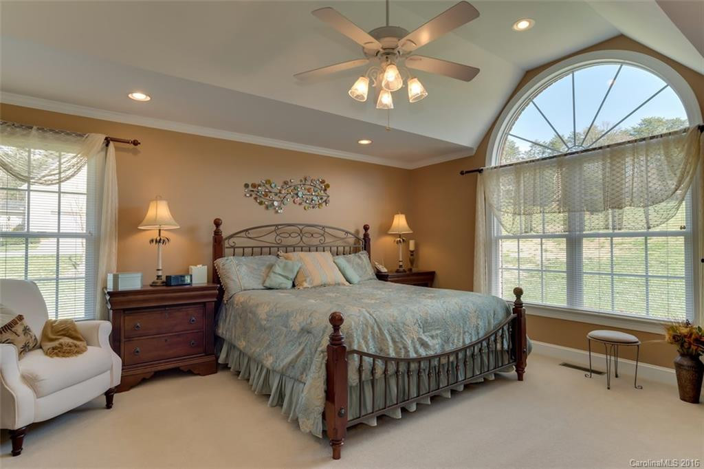 306 Ridgeview Drive - Photo 16
