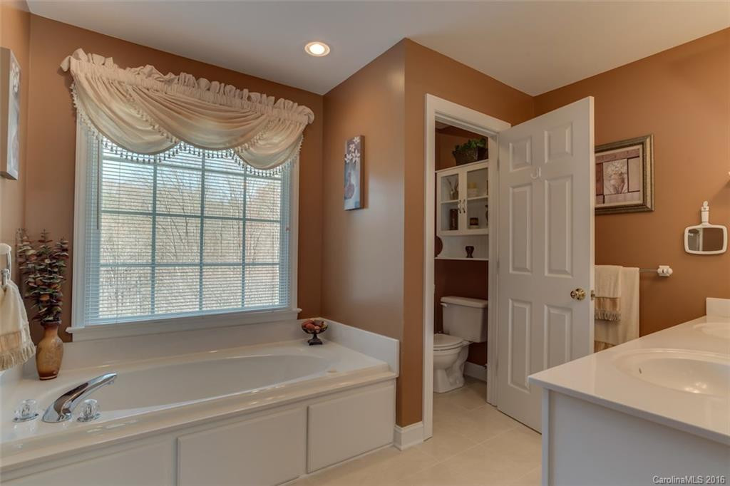 306 Ridgeview Drive - Photo 18