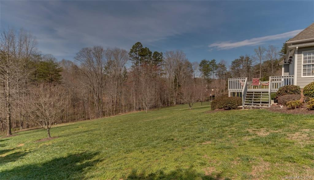 306 Ridgeview Drive - Photo 4