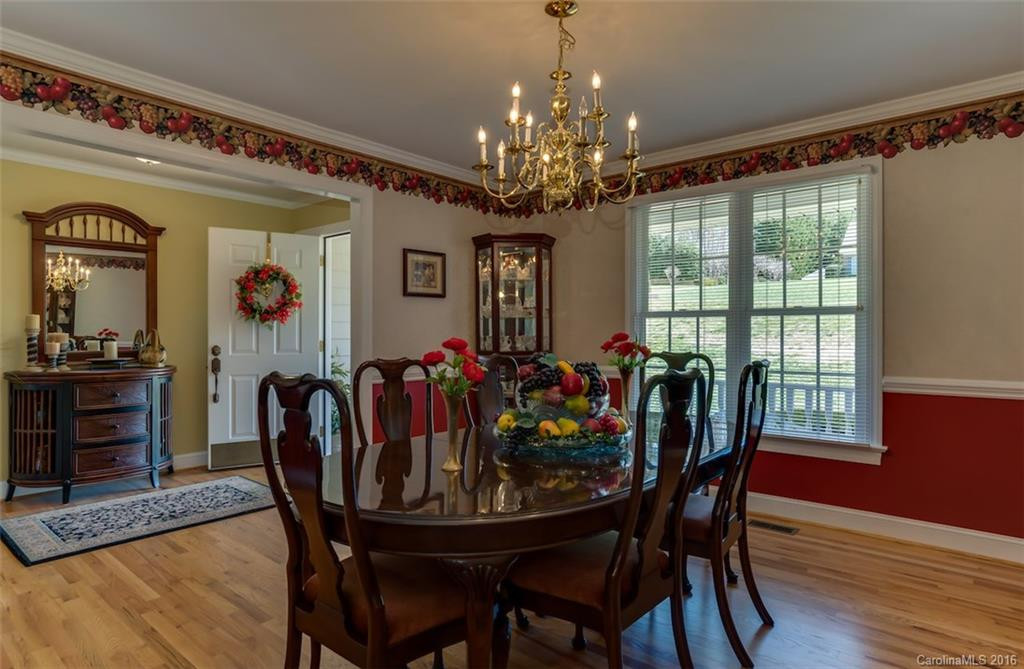 306 Ridgeview Drive - Photo 7