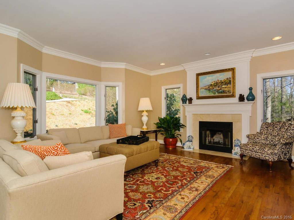 21 Crowningway Drive - Photo 4