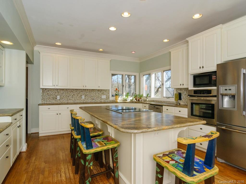 21 Crowningway Drive - Photo 7