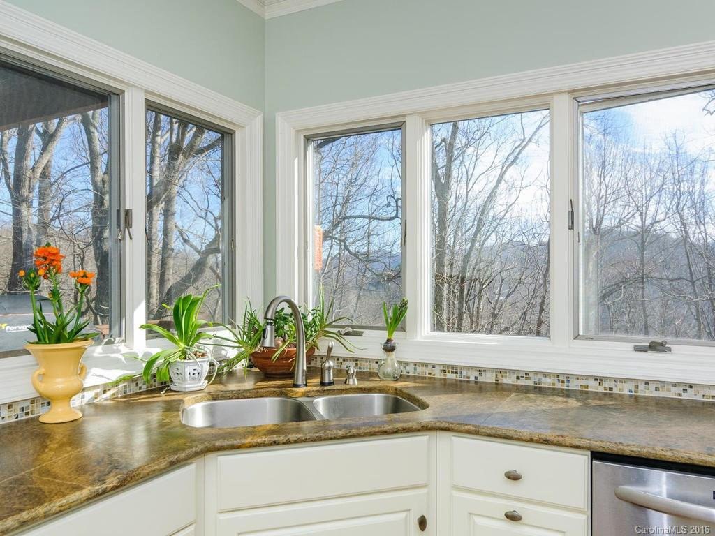 21 Crowningway Drive - Photo 9