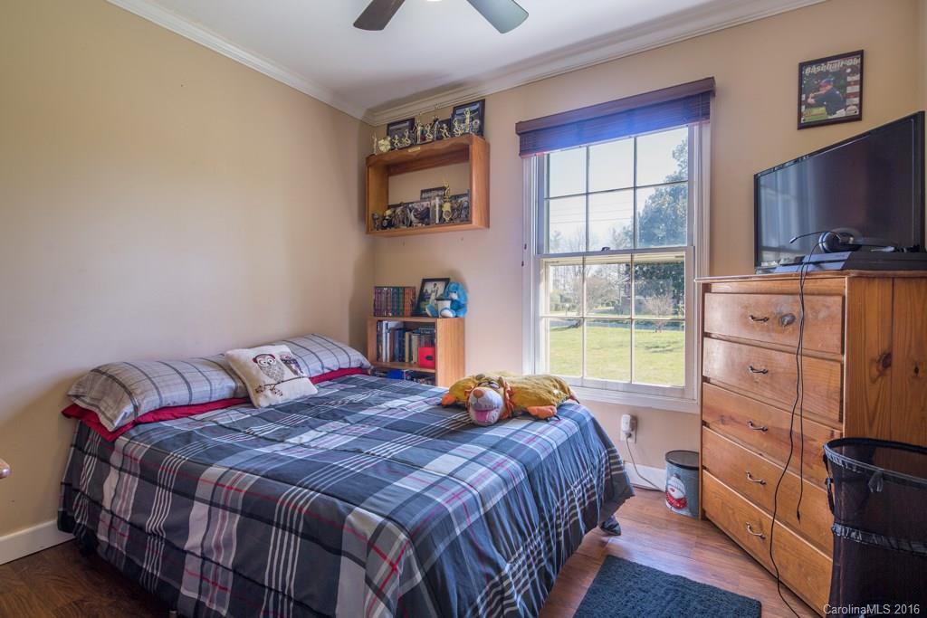 100 Neely Road - Photo 9