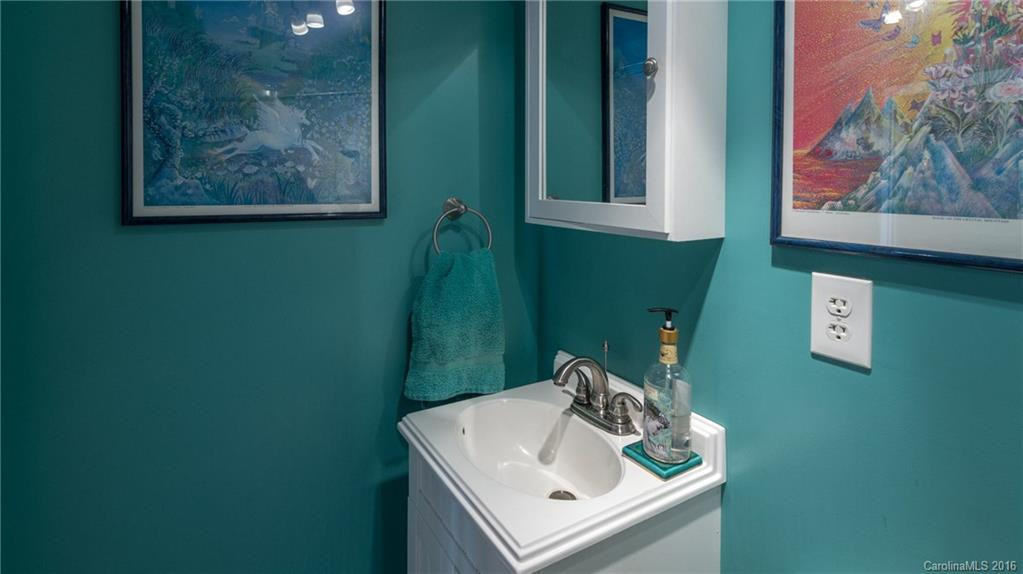 228 Main Street - Photo 14