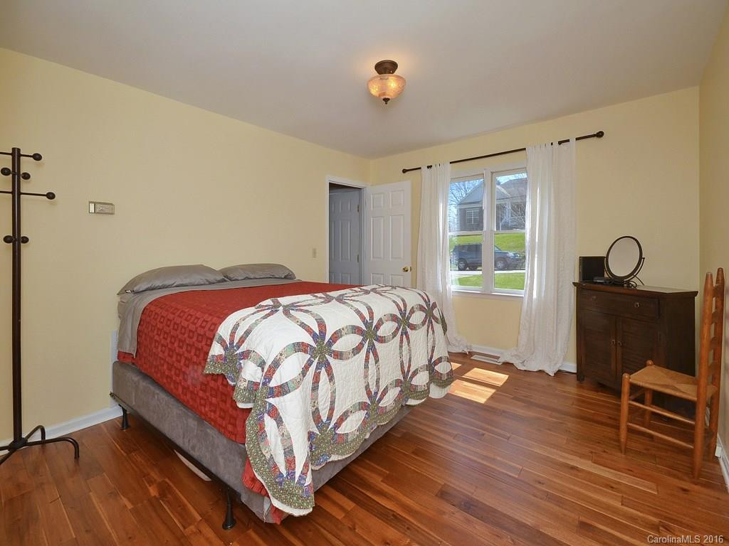 85 Baker Avenue - Photo 10