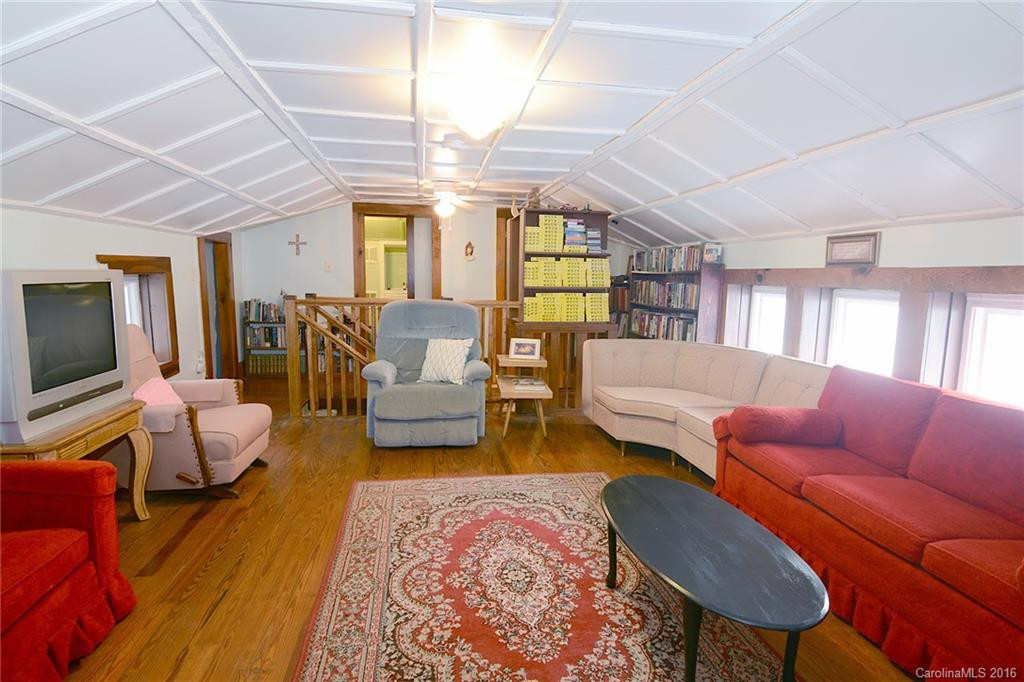 10230 NC 209 Highway - Photo 13