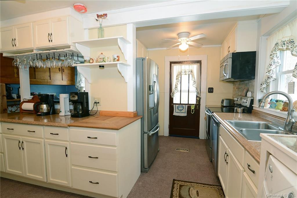 10230 NC 209 Highway - Photo 4