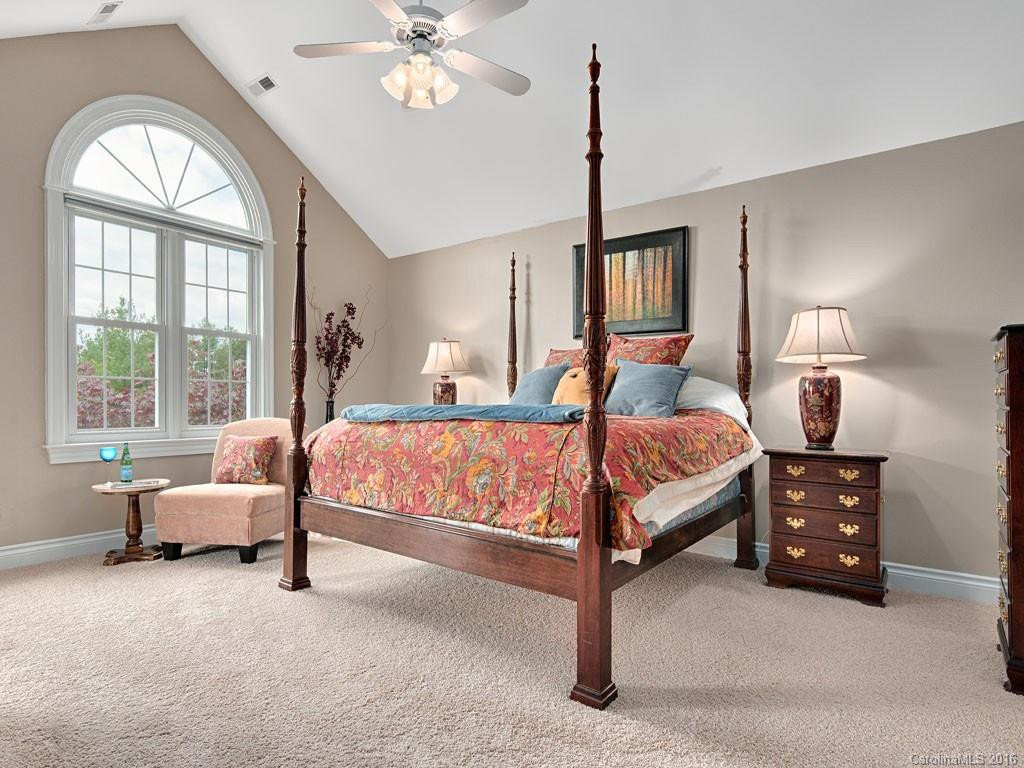 10 Meadowbrook Lane - Photo 11