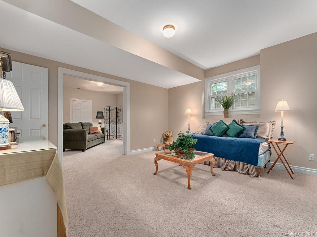 10 Meadowbrook Lane - Photo 21