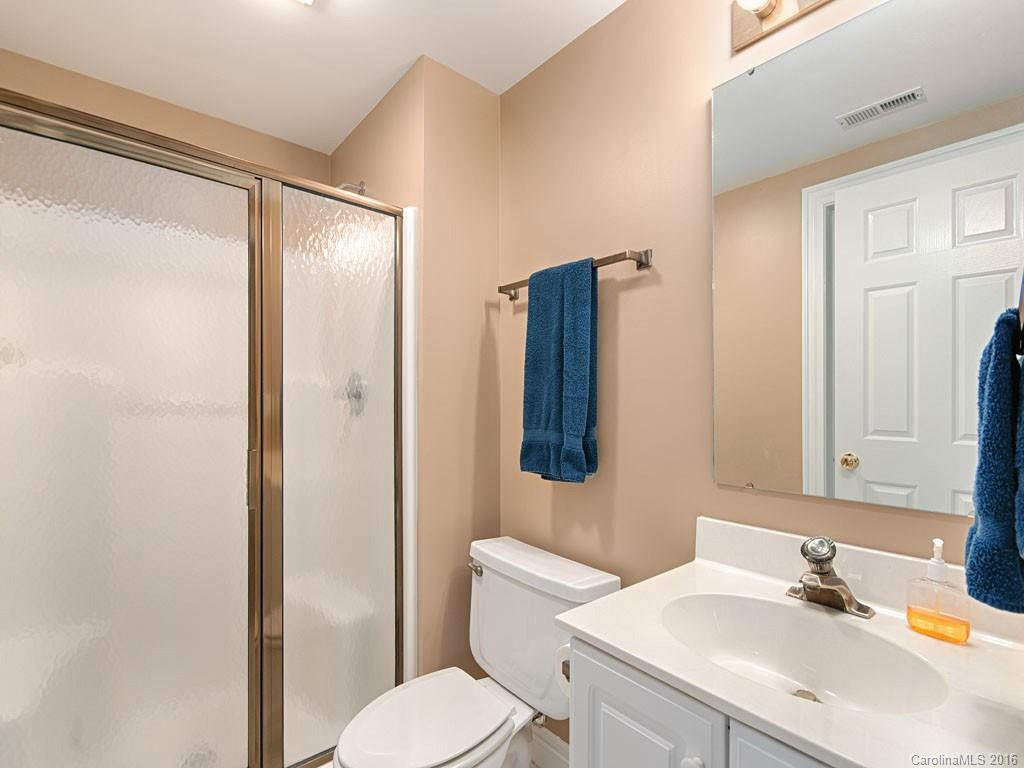 10 Meadowbrook Lane - Photo 22