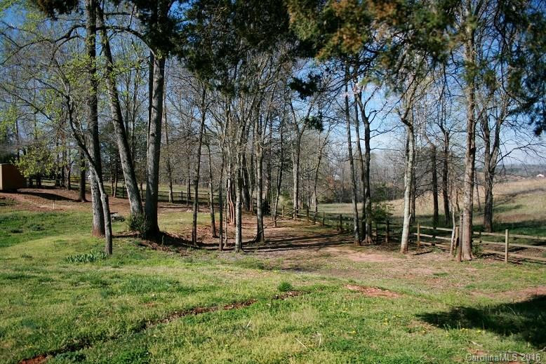 386 US 221 Highway - Photo 14