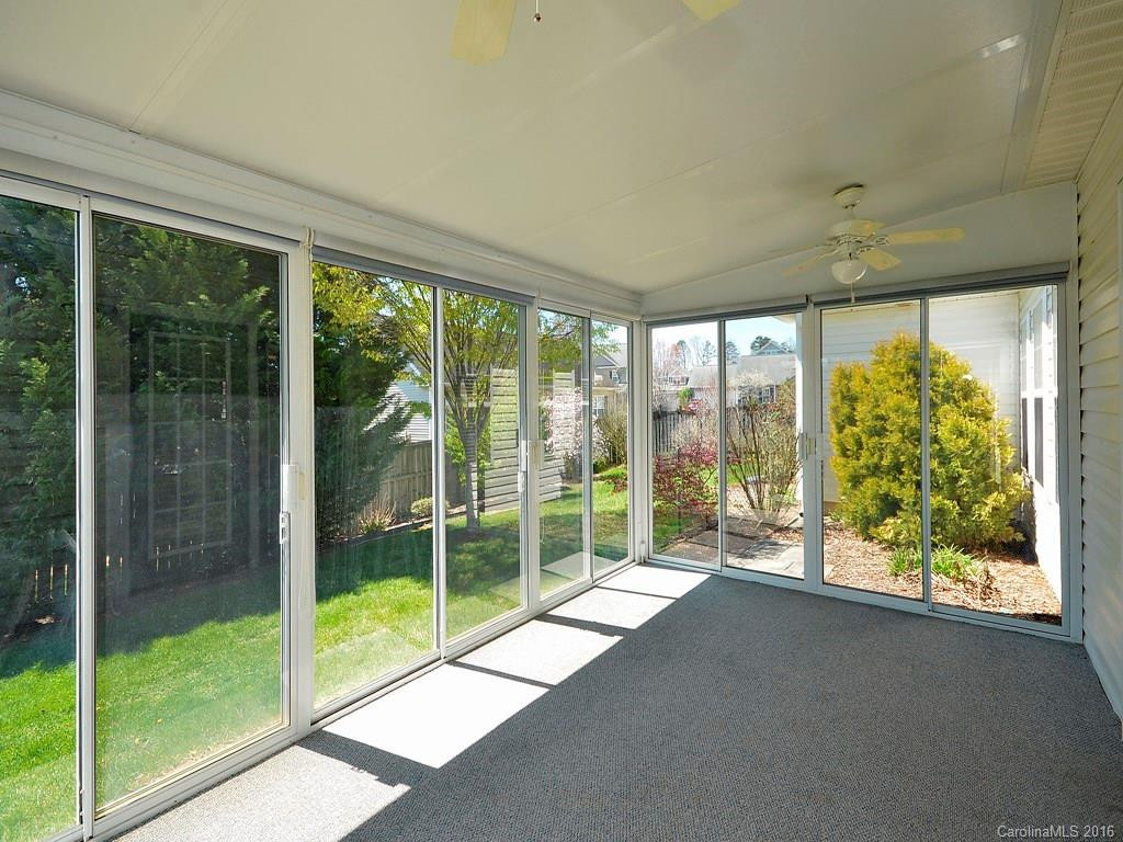 105 Andover Place - Photo 15