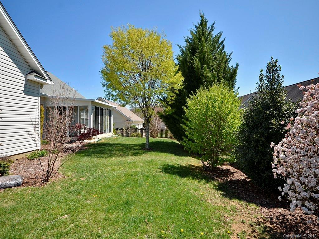 105 Andover Place - Photo 3