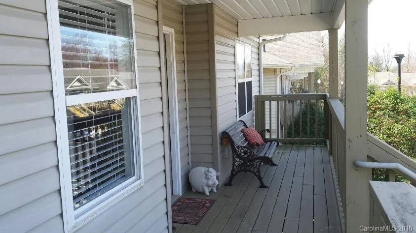 406 Carlyle Way #406