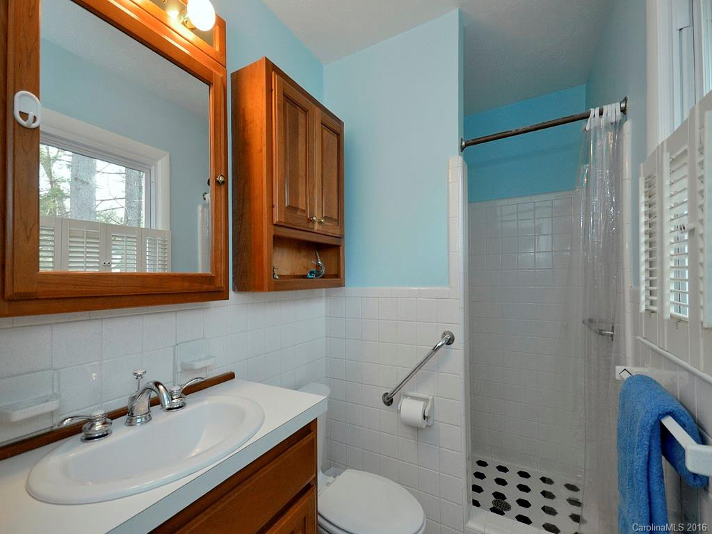 6 Barnes Road - Photo 12