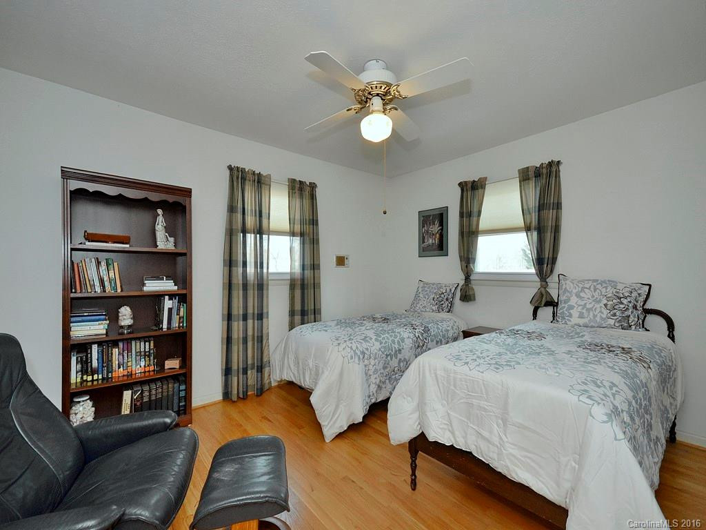 6 Barnes Road - Photo 13
