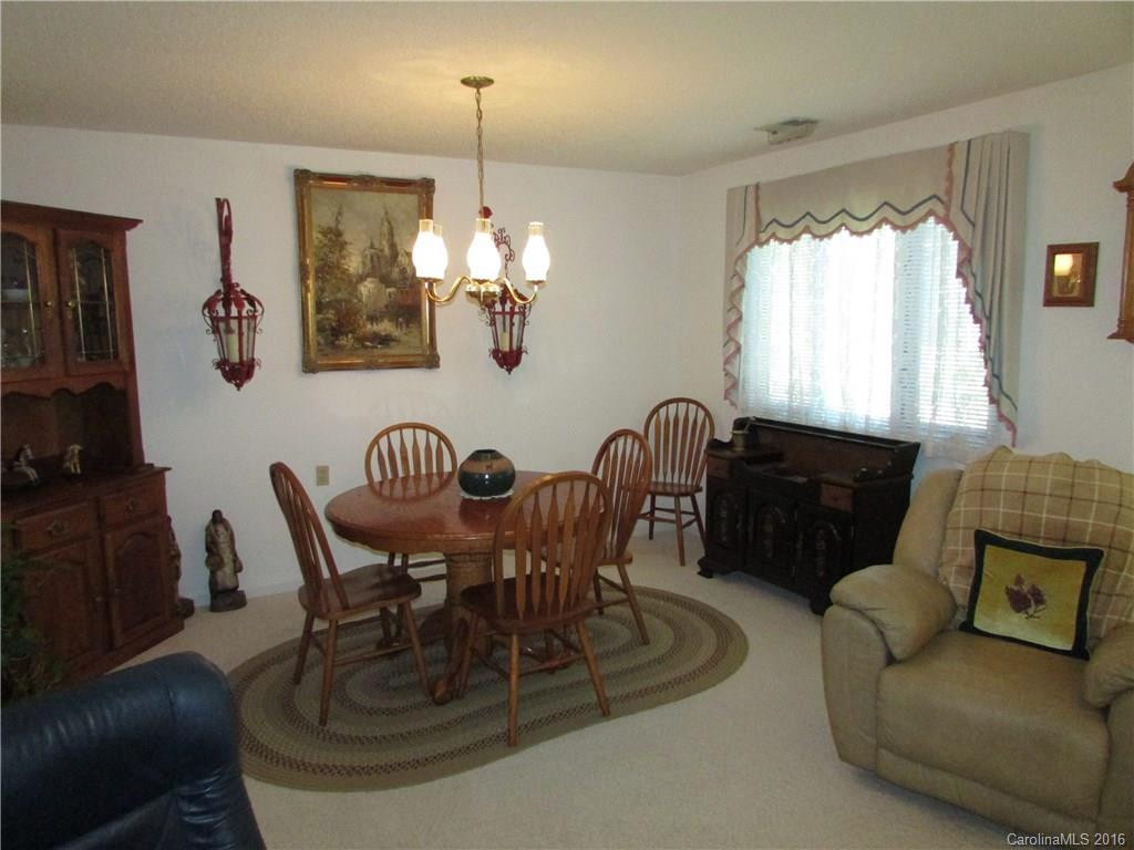 200 Dartcrest Drive - Photo 3