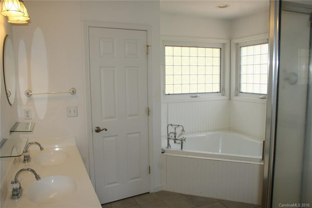 298 Kanuga Forest Drive #21 - Photo 7