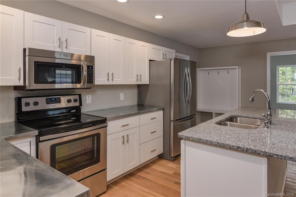 210 State Street - Photo 8