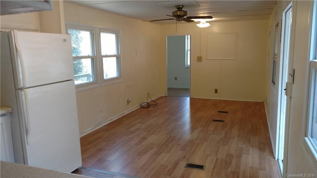 289 Angelwood Lane - Photo 3