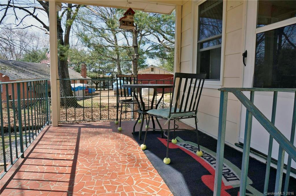114 Sarasota Lane - Photo 8