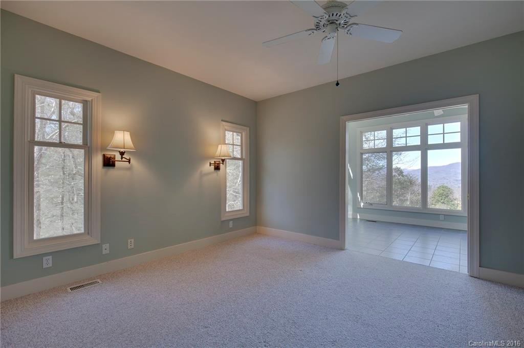 834 Crestview Drive - Photo 13