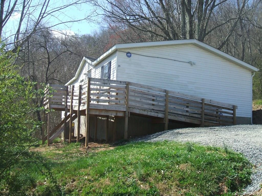 125 Mount Allen Heights Road
