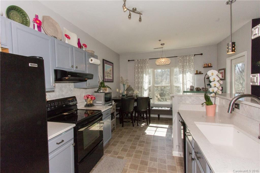 64 Clingman Avenue #203 - Photo 7