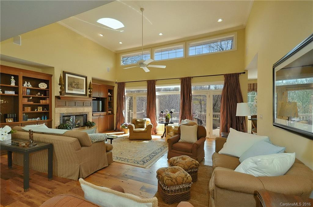 204 Glenroy Court - Photo 12