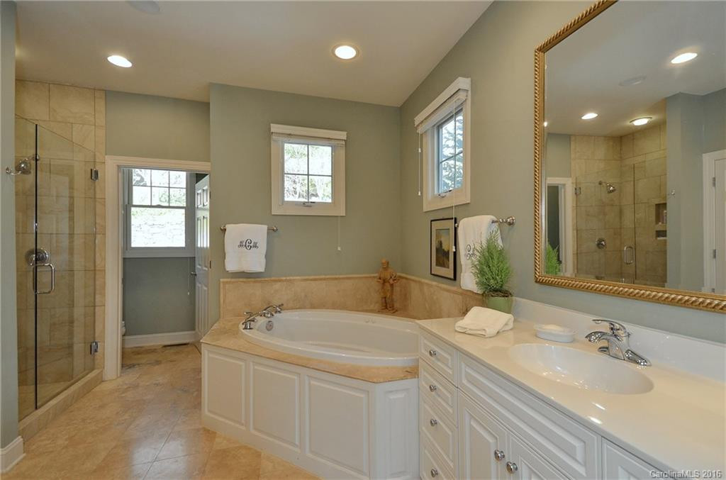 204 Glenroy Court - Photo 14