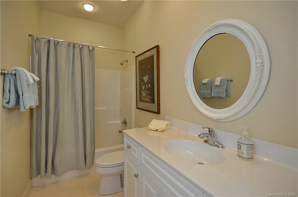 204 Glenroy Court - Photo 19