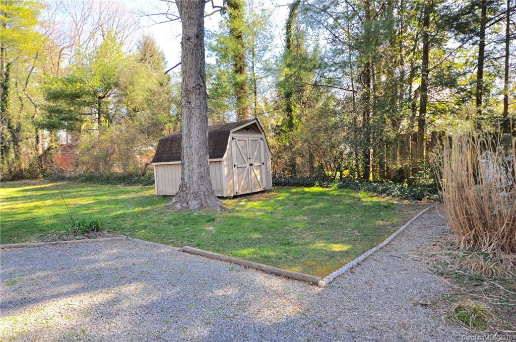 1737 Shano Drive - Photo 3