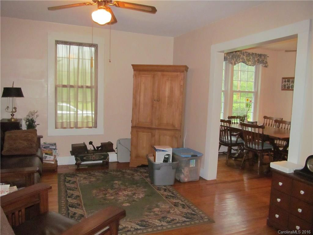 415 Cat tail Creek Road - Photo 5