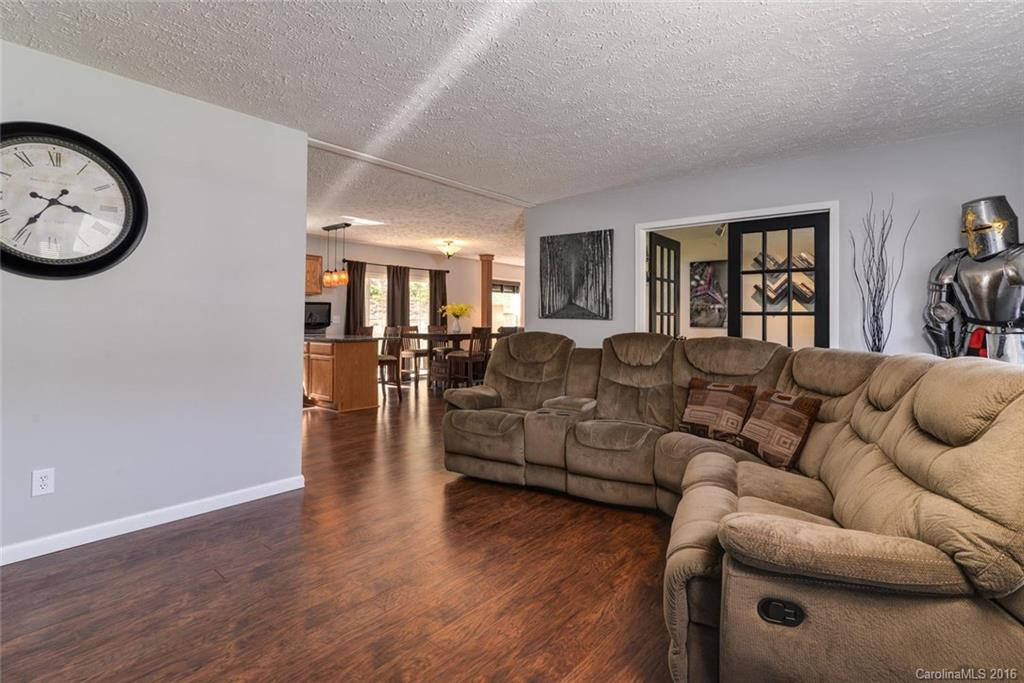 126 Black Oak Cove Road - Photo 4
