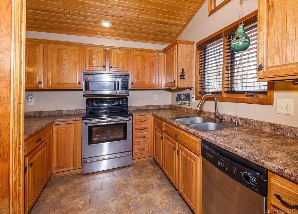 582 Middle Connestee Trail #108/08 - Photo 10