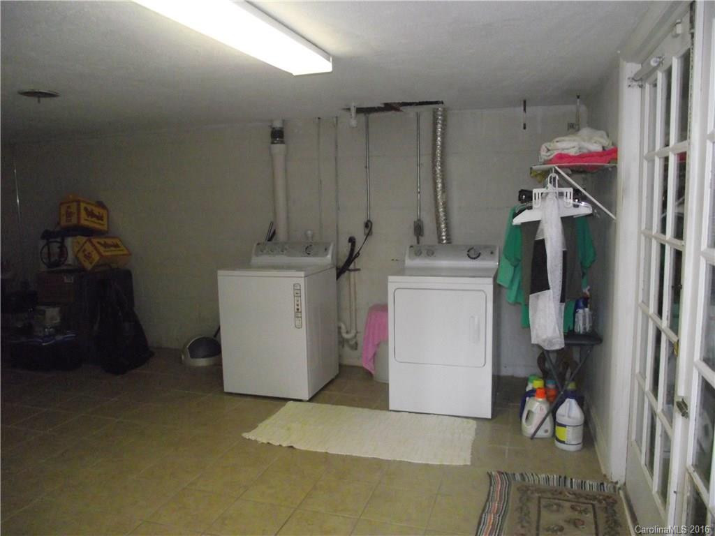 405 Wakefield Drive - Photo 14