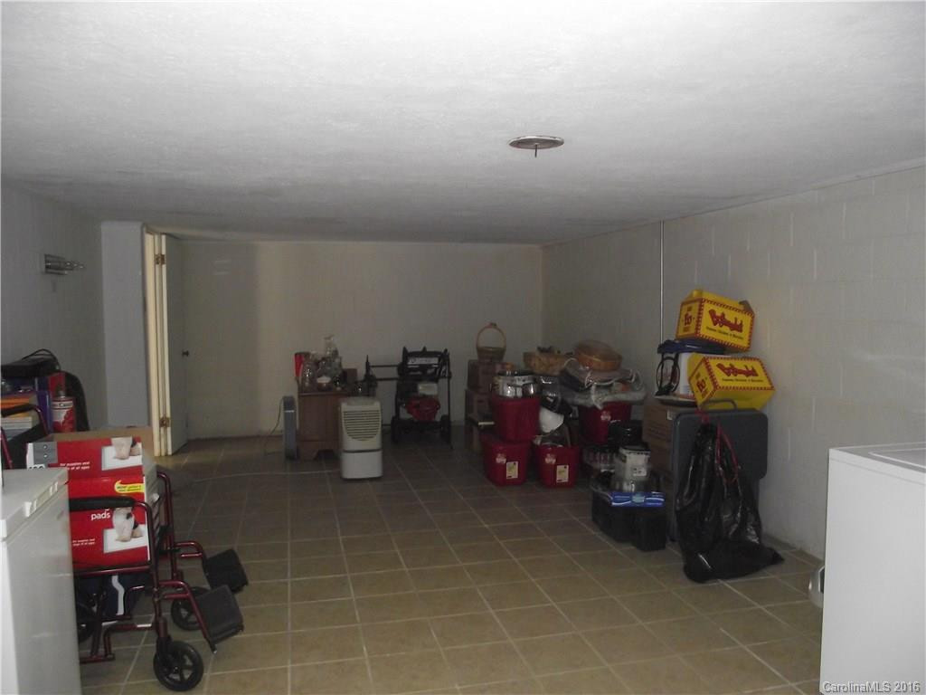 405 Wakefield Drive - Photo 15