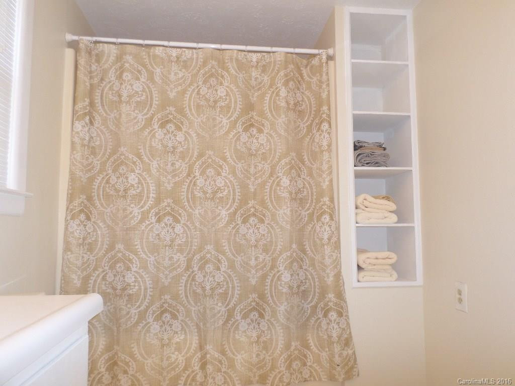 316 Hazelwood Avenue - Photo 16