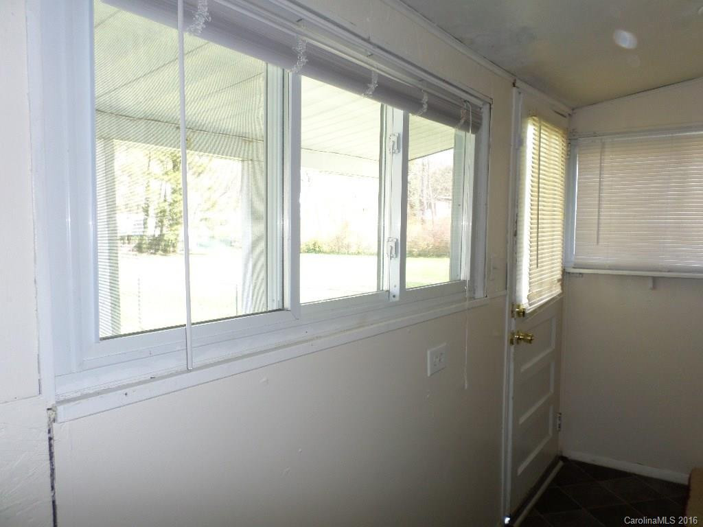 316 Hazelwood Avenue - Photo 17