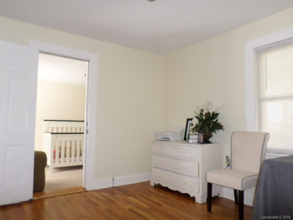 316 Hazelwood Avenue - Photo 8