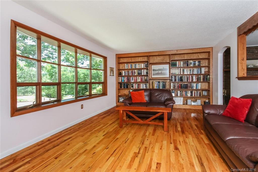 1 Wyoke Road - Photo 2
