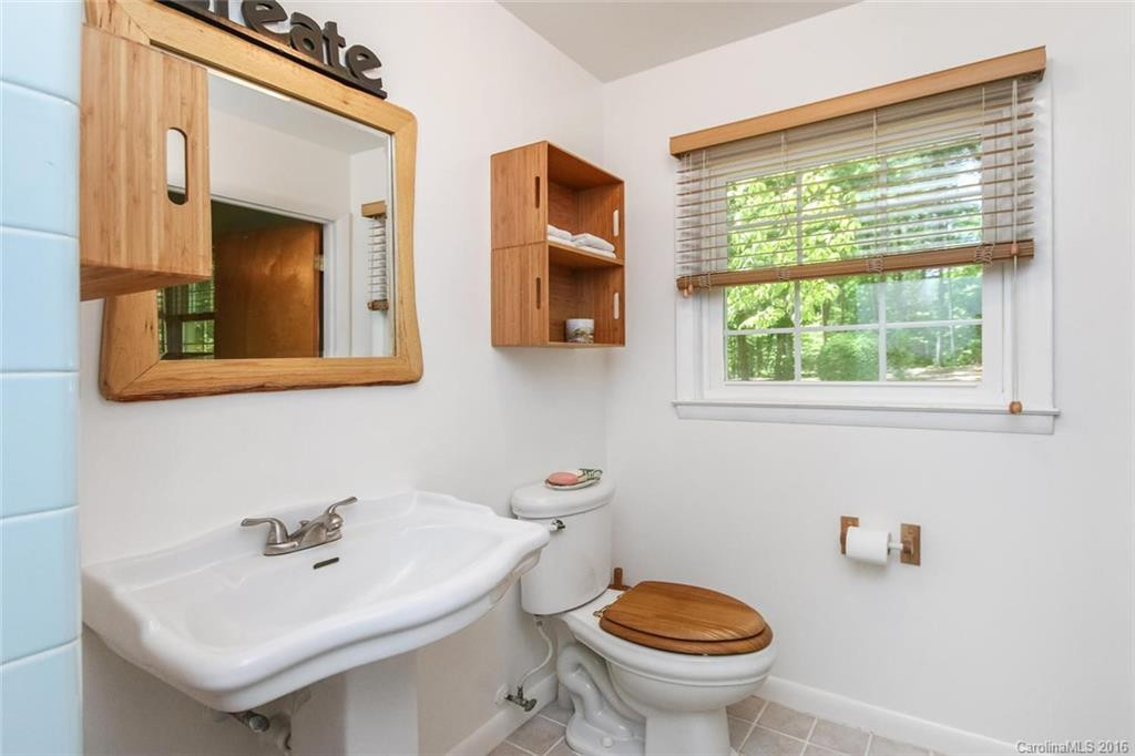 1 Wyoke Road - Photo 16