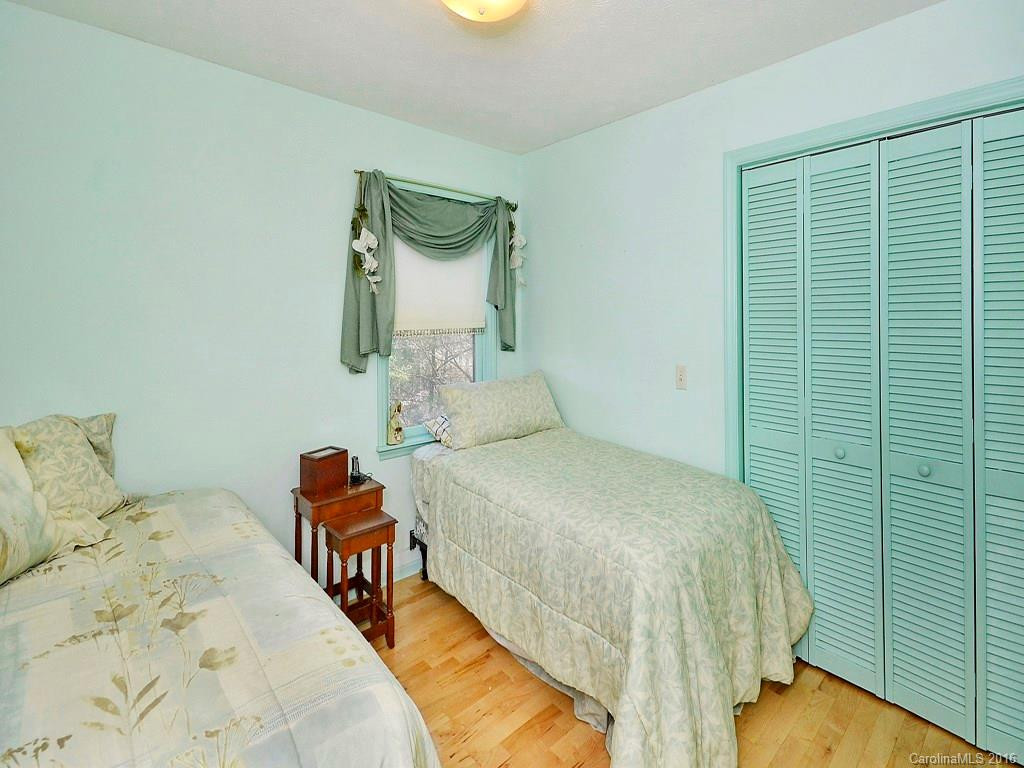 121 Long John Drive - Photo 10