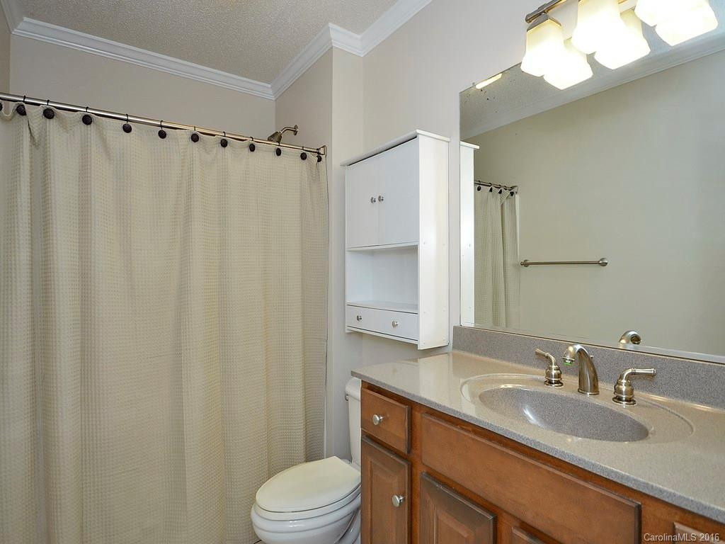 318 Melissa Way - Photo 14