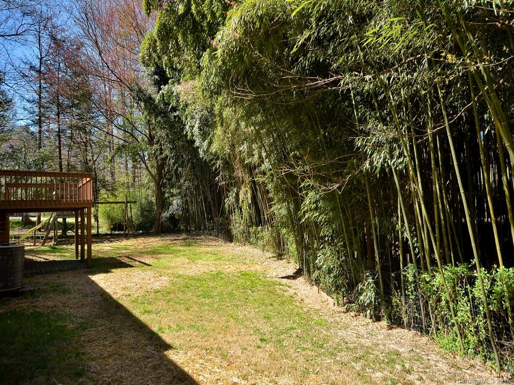 318 Melissa Way - Photo 18