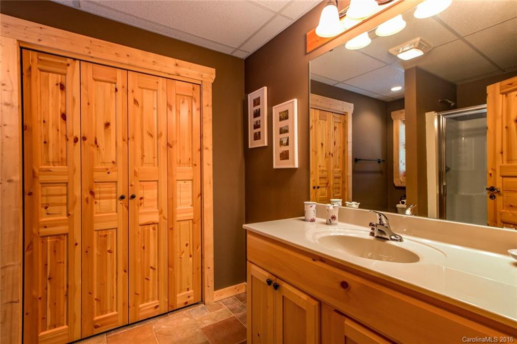 382 Westridge Drive - Photo 16
